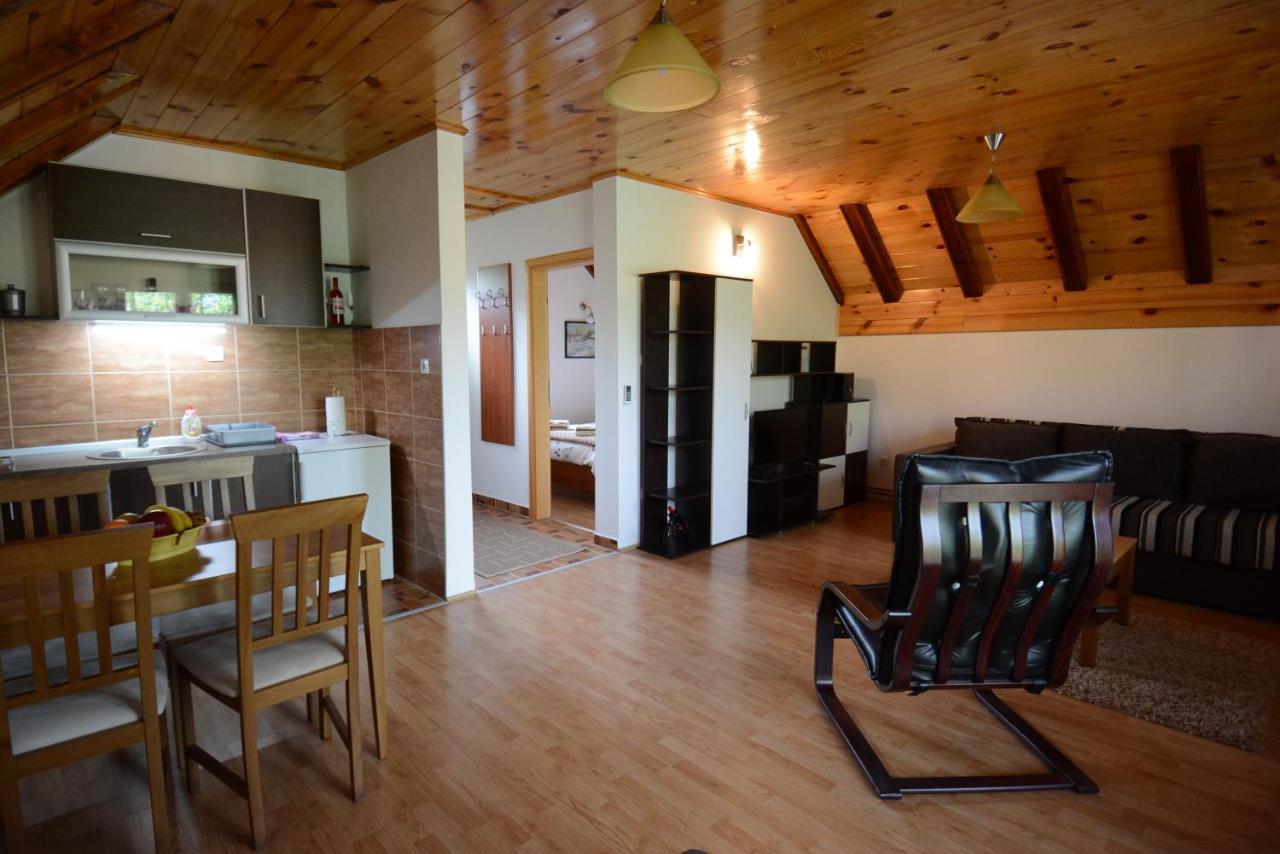 Apartmani Ogi I Ana Bajina Basta Luaran gambar