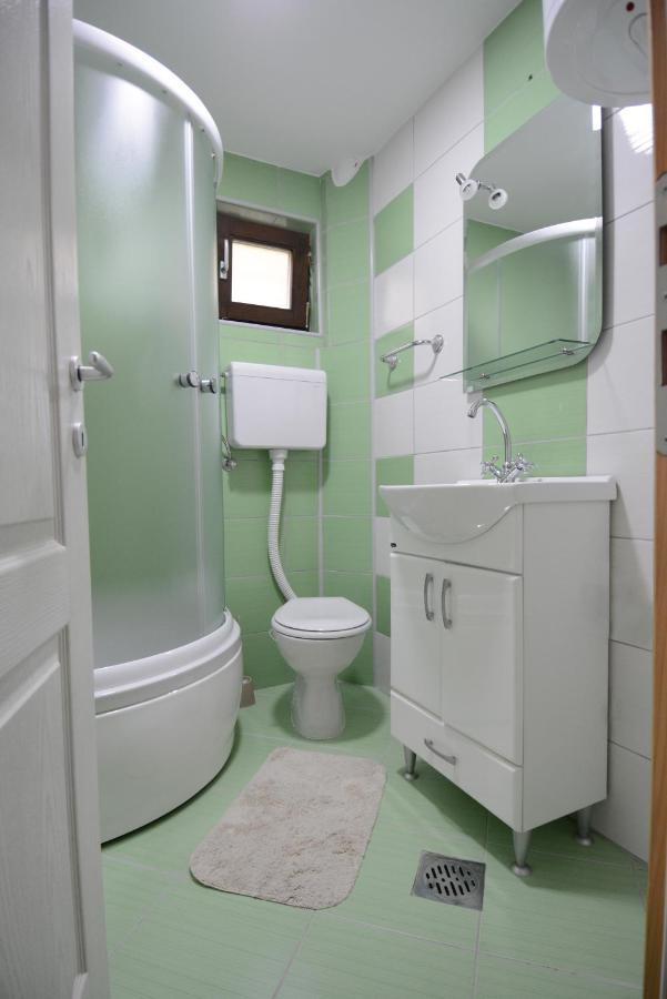 Apartmani Ogi I Ana Bajina Basta Luaran gambar